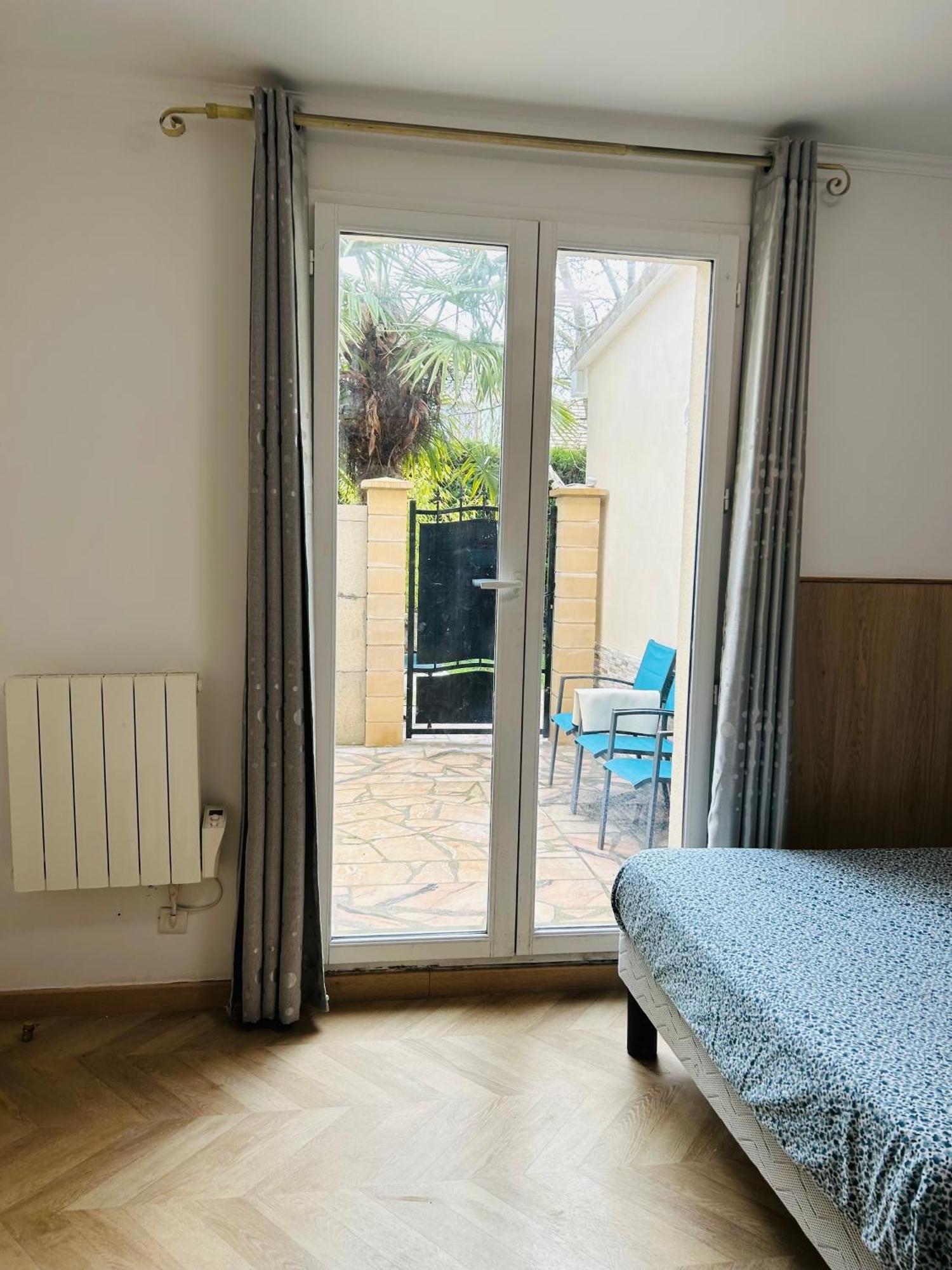 Apartament Cozy Bussy-Saint-Georges Zewnętrze zdjęcie